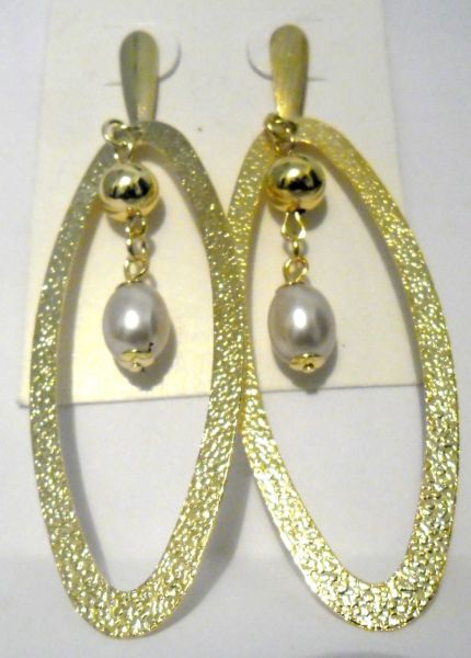 Brinco folheado a ouro com strass e pérola (b 03)
